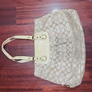 Coach-F15510-Ashley-Khaki-patent leather -Satchel-Carryal